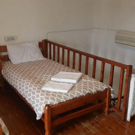 Antikristo Rooms Karteros Exterior photo