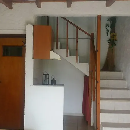 Antikristo Rooms Karteros Exterior photo