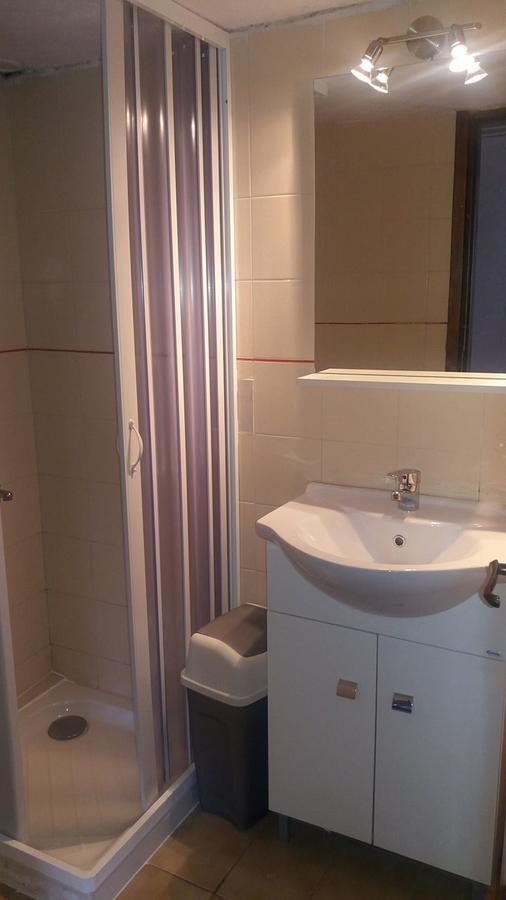 Antikristo Apartmán Karteros